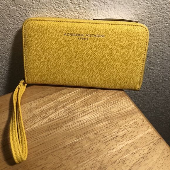 Adrienne Vittadini Studio Phone Charging RFID Wallet Wristlet Sunny Yell… - Picture 3 of 13